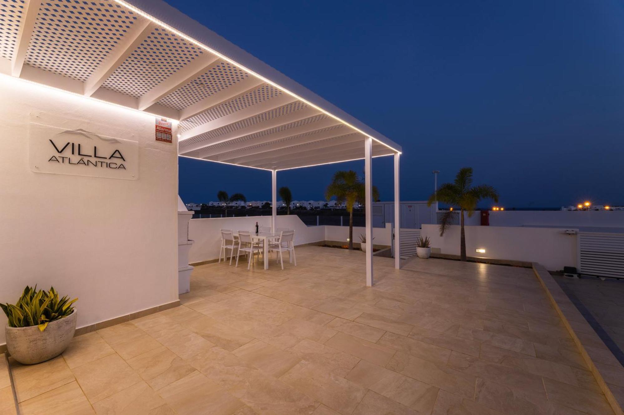 Villa Atlantica - Heated Pool In Playa Blanca Exterior foto
